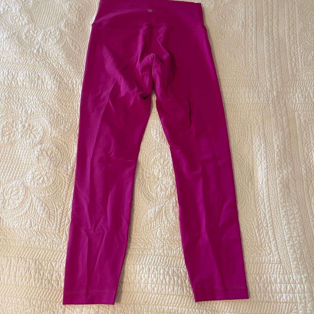 Lululemon Wunder Train HR Tight Size 8